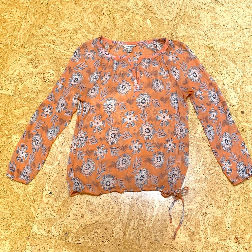 Lucky Brand light weight peach top size Medium